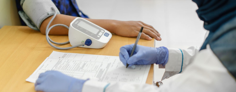 Medical Check Up Bukan Formalitas, Pelajari Standar Pemeriksaan yang Diakui Kemnaker! Yuk Cari Tahu Pelatihan Medical Check Up (MCU) dan Fit to Work (FTW) di Tempat Kerja.